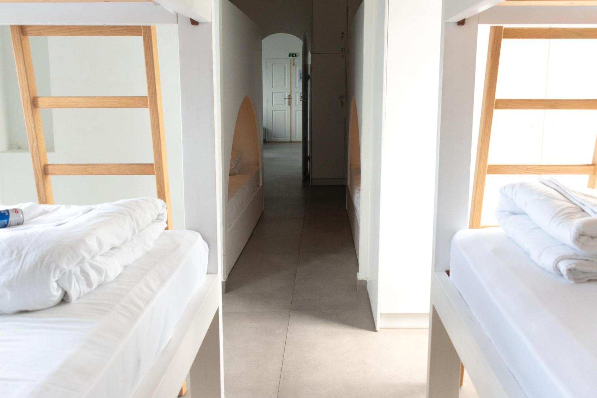 Central Hostel Oia ภายนอก รูปภาพ